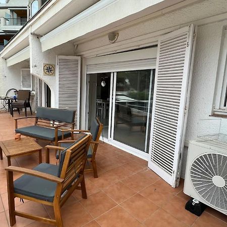 Precioso Apartamento Moderno En Primera Linea Del Mar Av-11 Roses Esterno foto