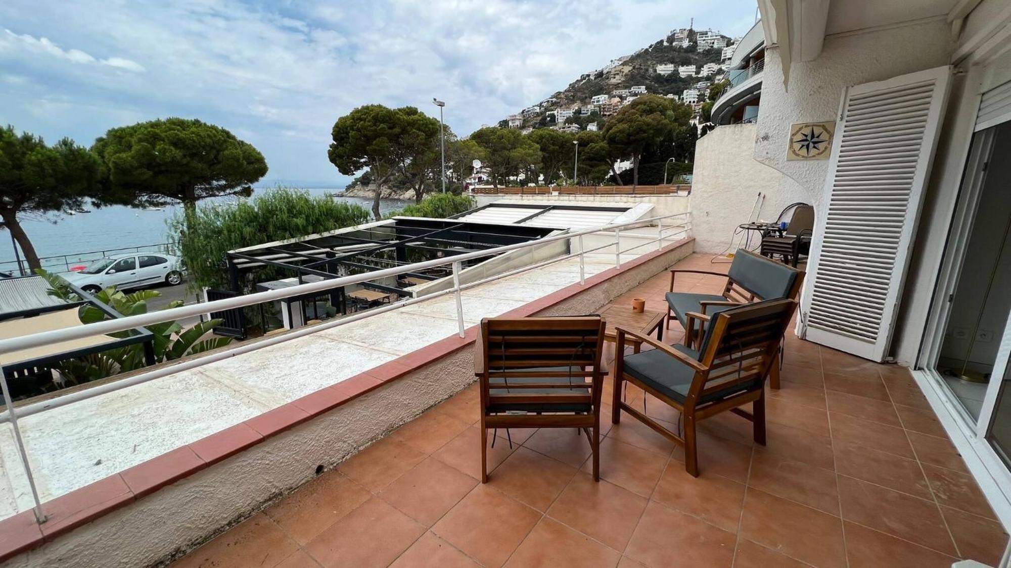 Precioso Apartamento Moderno En Primera Linea Del Mar Av-11 Roses Esterno foto